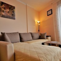 Iznajmljivanje stana sa dvije odvojene spavaće sobe 500 m od plaže u Bečićima (67 kv.m.)