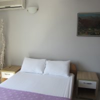 Apartman 150 metara od mora u Rafailovicima №36 , 2- spavaće sobe . 4 kreveta ( 35 m )
