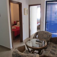 Аренда апартамента № 301 с 2-мя спальнями в 40 м от пляжа в Рафаиловичах до 4-х чел.