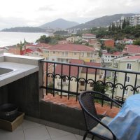 Vermietung Wohnung Nr 6 110 m vom Strand entfernt in Rafailovici