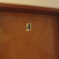 Mieten Sie ein Zimmer Nummer 4 in der 3. Etage in 35 Meter vom Strand entfernt in Rafailovici