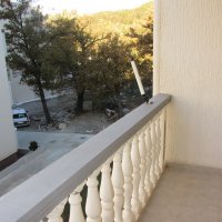 Аренда апартамента №3 в 500 м от пляжа в Бечичи в доме с собственным двором и паркингом (23 кв.м.)