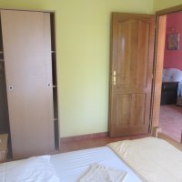 Аренда квартиры № 8 в 150 м от моря в Рафаиловичах (55 кв.м.)