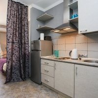 Аренда апартамента № 10 на вилле с бассейном в Булярице 200 м от моря (23 км от Будвы)
