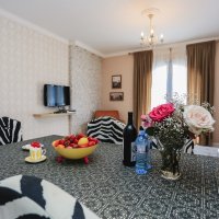 Аренда апартамента № 11 на вилле с бассейном в Булярице 200 м от моря (23 км от Будвы)