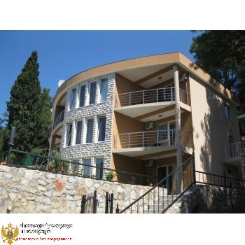 Продажа трехэтажной виллы 420 кв.м. в 150 м. от пляжа в Баре (Шушань, Зеленый пояс)