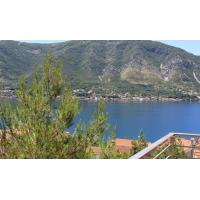 Продажа 2-х комн.  квартиры 56 кв.м. в пос. Доброта в 100 м. от моря (3 км от старого города Котор)