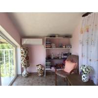 Продается полдома 70 кв.м. в Зеленике 2,5 км от моря (Светлана)